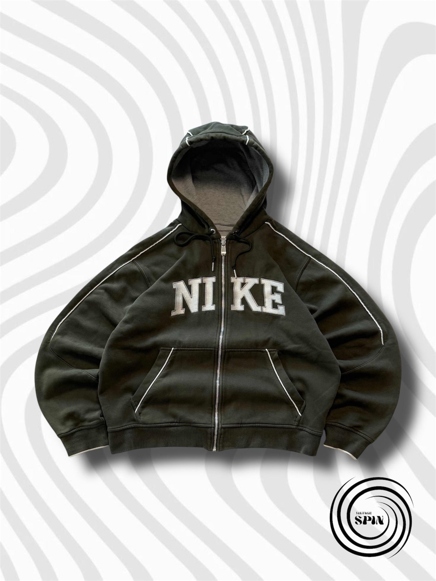 Hoodies & Sweaters