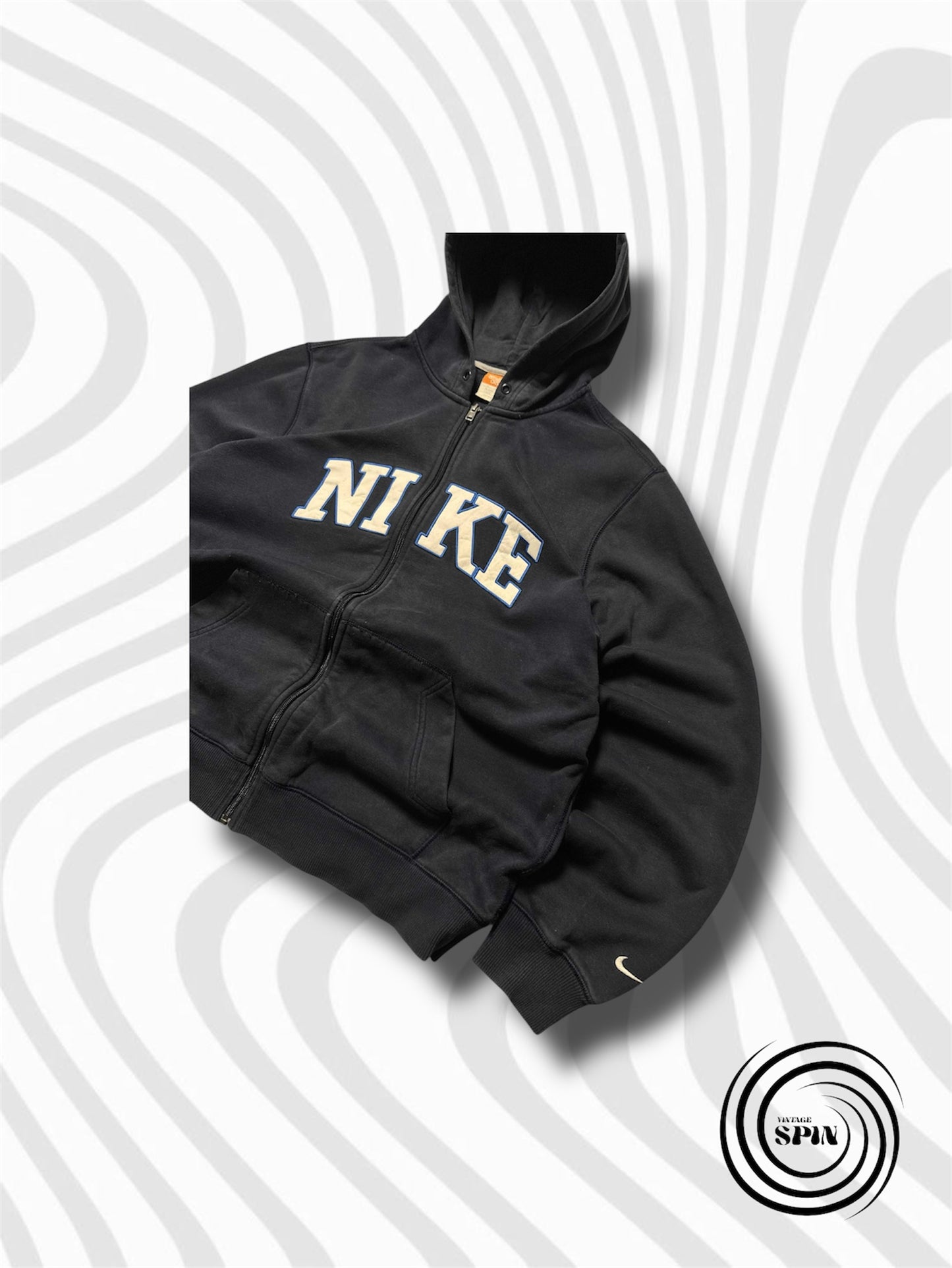 Vintage Nike Spellout Zipper M