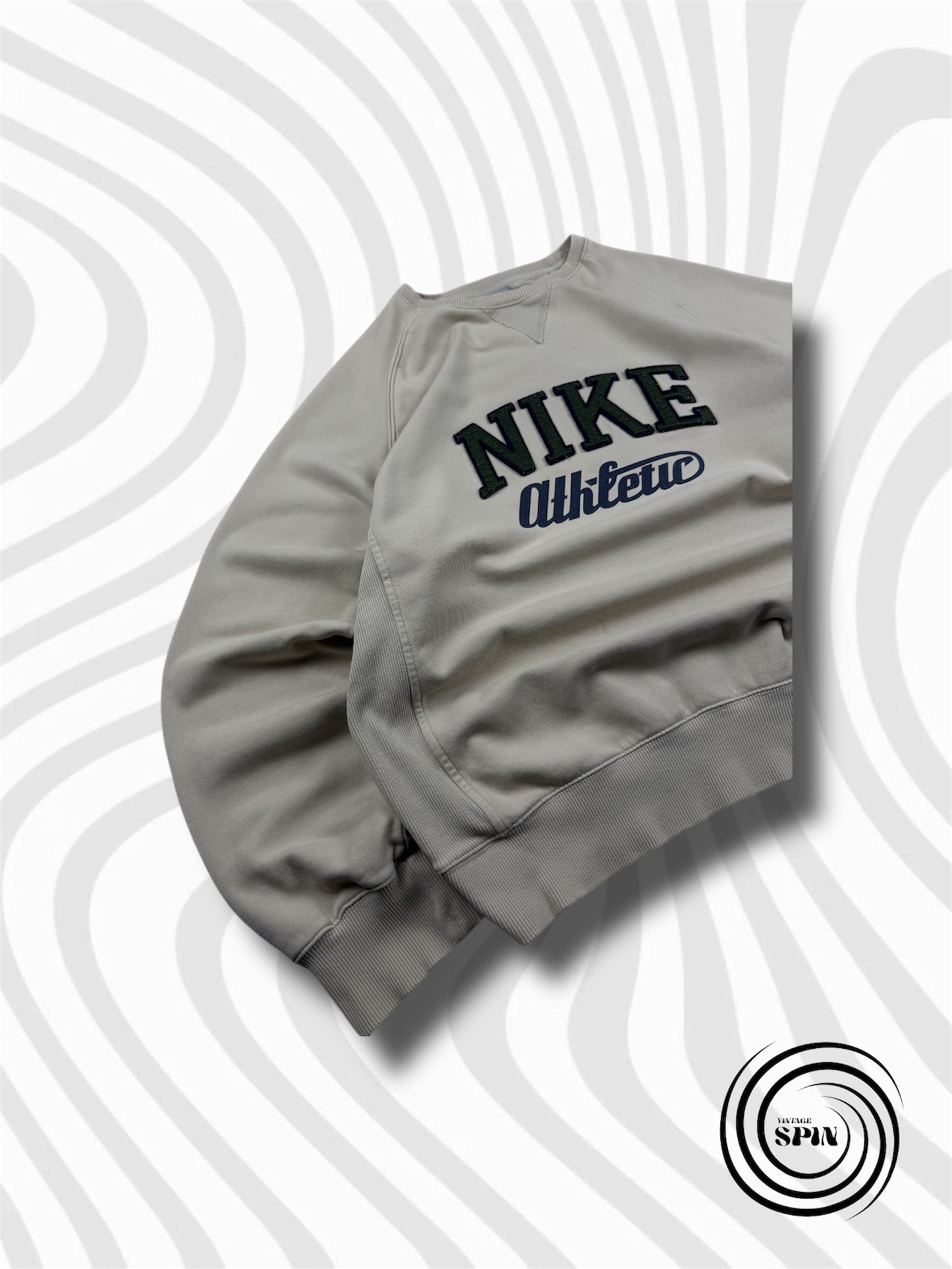 Vintage Nike Athletic Pullover L